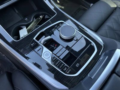 2025 BMW X5 — photo 30 view