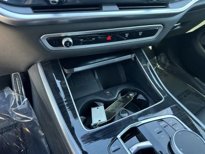 2025 BMW X5 — photo 29 view