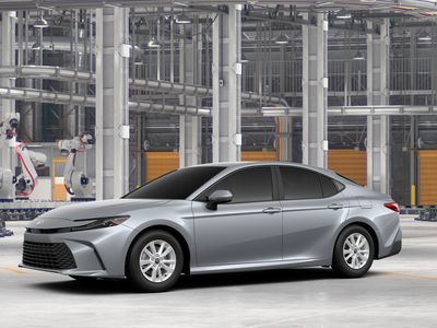 2026 Toyota Camry - Photo 2