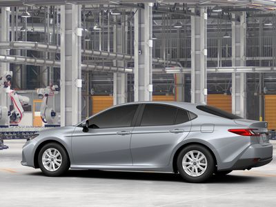 2026 Toyota Camry - Photo 5