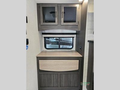 2026 Venture RV SportTrek - Photo 31