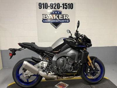 2026 Yamaha MT-10 SP — front three-quarter view