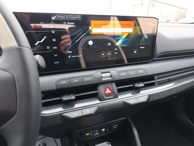 2026 Kia K4 — photo 11 view