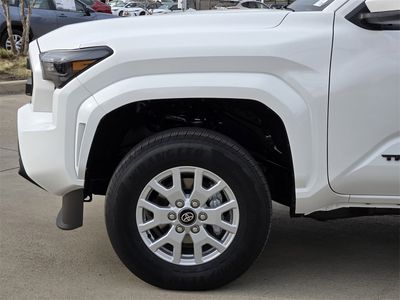 2026 Toyota Tacoma - Photo 6