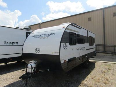 2025 Forest River Wildwood Fsx — side profile view