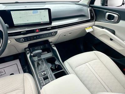 2026 Kia Sorento — photo 25 view