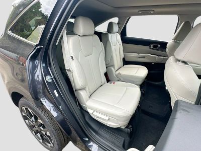 2026 Kia Sorento — photo 29 view