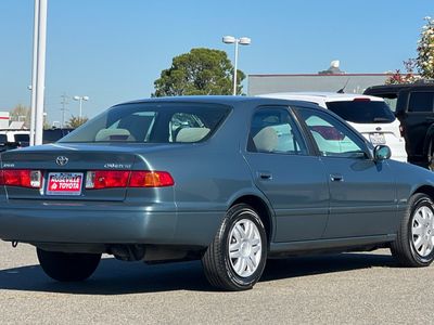 2000 Toyota Camry - Photo 2
