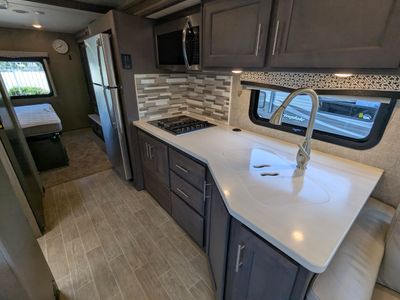 2021 Thor Motor Coach Omni - Photo 26