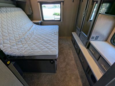 2021 Thor Motor Coach Omni - Photo 14