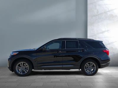 2021 Ford Explorer - Photo 3
