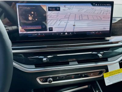 2026 BMW X5 — photo 9 view