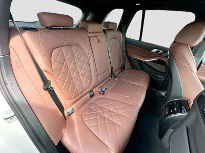 2026 BMW X5 — photo 19 view