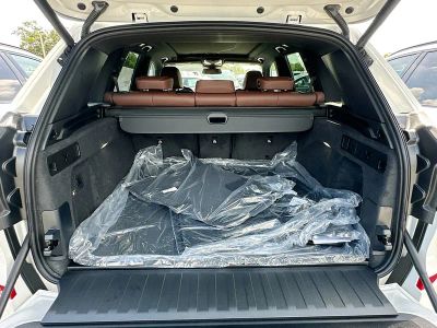 2026 BMW X5 — photo 18 view