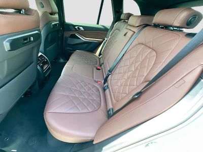 2026 BMW X5 — photo 17 view