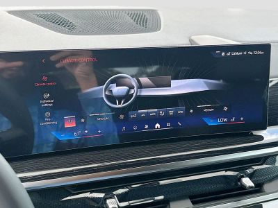 2027 BMW X6 — photo 11 view