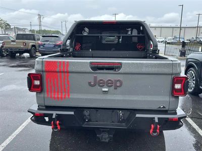 2022 Jeep Gladiator — detail view