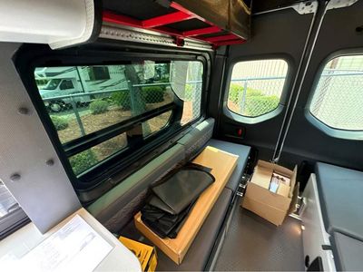 2026 Airstream Interstate - Photo 15