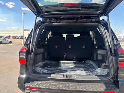 2026 Toyota 4Runner — photo 18 view