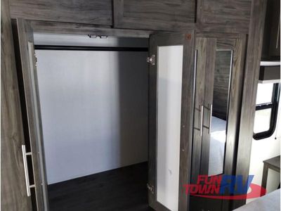 2025 Keystone RV Fuzion Impact Edition - Photo 47