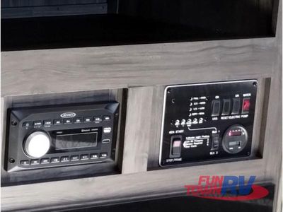 2025 Keystone RV Fuzion Impact Edition - Photo 35