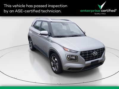 2025 Hyundai Venue SEL IVT — front three-quarter view