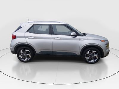 2025 Hyundai Venue — photo 8 view