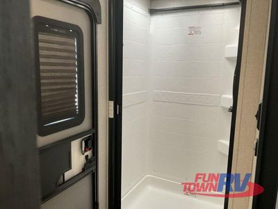 2023 Venture RV SportTrek Touring Edition - Photo 35