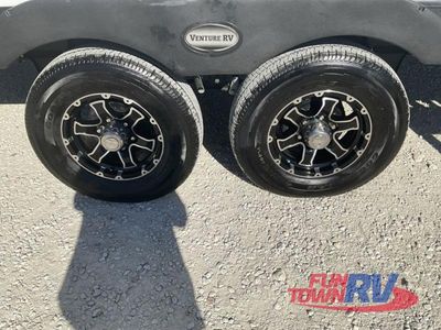 2023 Venture RV SportTrek Touring Edition - Photo 13