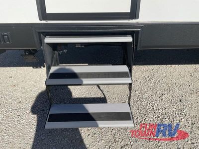 2023 Venture RV SportTrek Touring Edition - Photo 16
