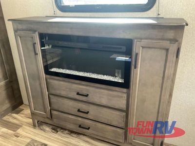 2023 Venture RV SportTrek Touring Edition - Photo 45