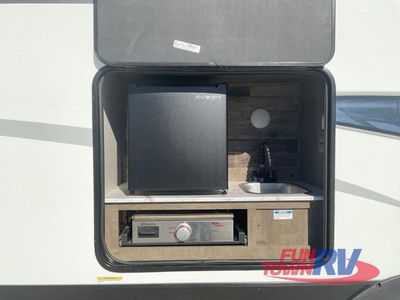2023 Venture RV SportTrek Touring Edition - Photo 8