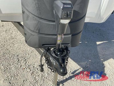 2023 Venture RV SportTrek Touring Edition - Photo 10