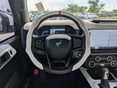 2024 Ford Bronco — photo 12 view