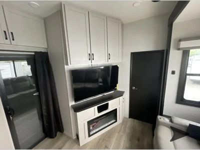 2026 Jayco Seismic - Photo 15