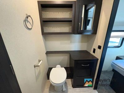 2017 Highland Ridge RV Highlander - Photo 28