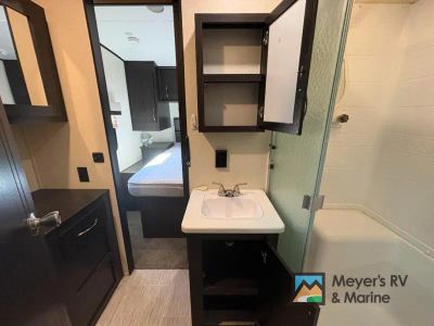 2017 Highland Ridge RV Highlander - Photo 27