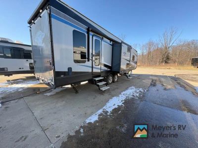 2017 Highland Ridge RV Highlander - Photo 4