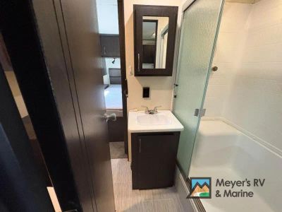2017 Highland Ridge RV Highlander - Photo 26