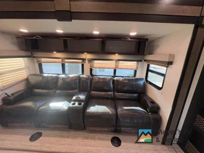 2017 Highland Ridge RV Highlander - Photo 19