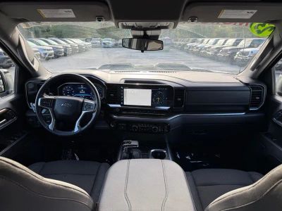 2023 Chevrolet Silverado 1500 — photo 32 view