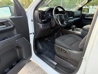 2023 Chevrolet Silverado 1500 — photo 16 view