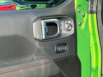 2026 Jeep Gladiator — photo 16 view