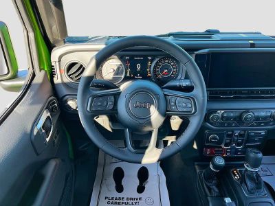 2026 Jeep Gladiator — photo 20 view