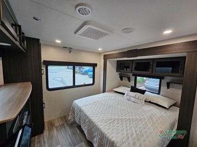 2026 Venture RV SportTrek Touring Edition — photo 50 view