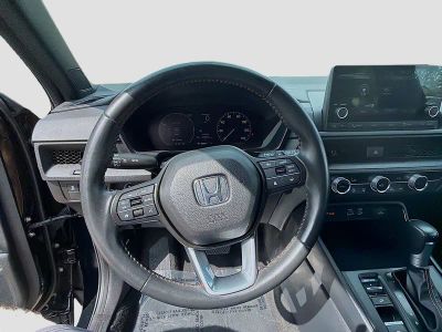 2025 Honda CR-V Hybrid — photo 10 view