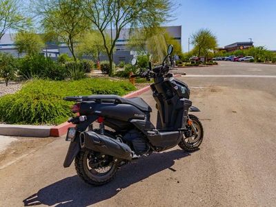 2022 Yamaha Zuma 125 - Photo 4