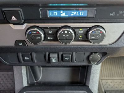 2023 Toyota Tacoma - Photo 14