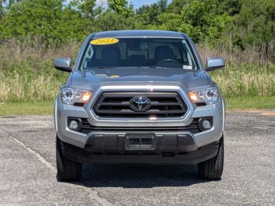 2023 Toyota Tacoma - Photo 8