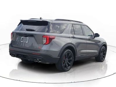 2023 Ford Explorer — detail view